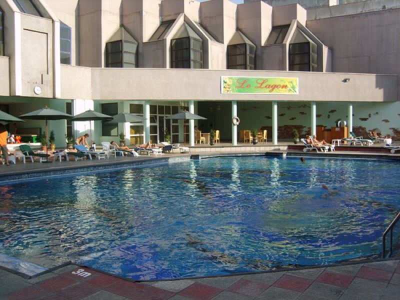 Le Grande Plaza Hotel Tashkent Exterior photo
